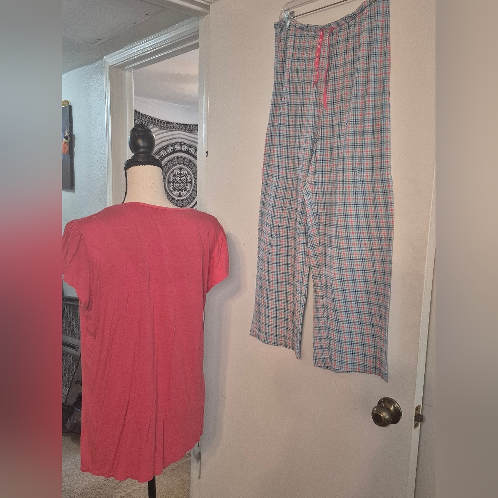 Pink Sleepwear Set - Picture 3 of 13